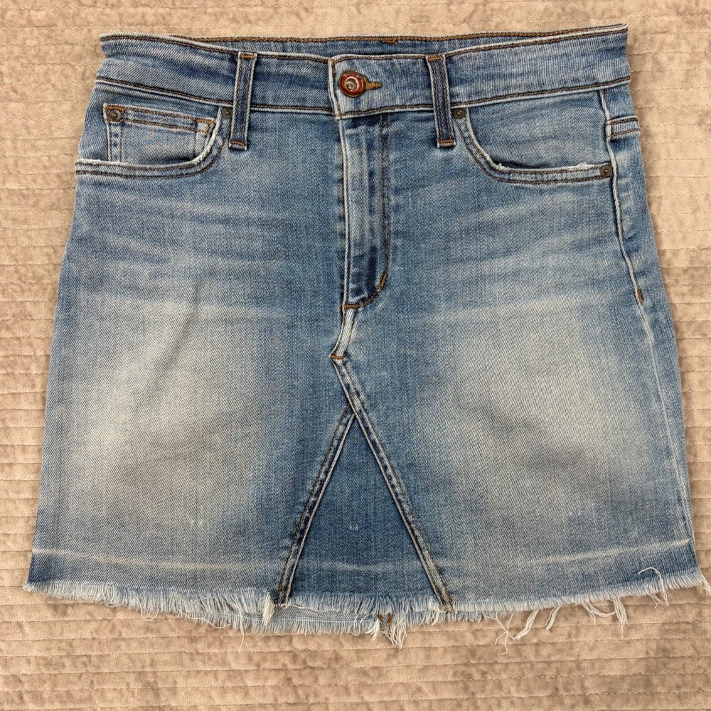 Joes Jeans Denim Mini Skirt Light Wash Raw Hem Eco-Friendly Blue Size 26